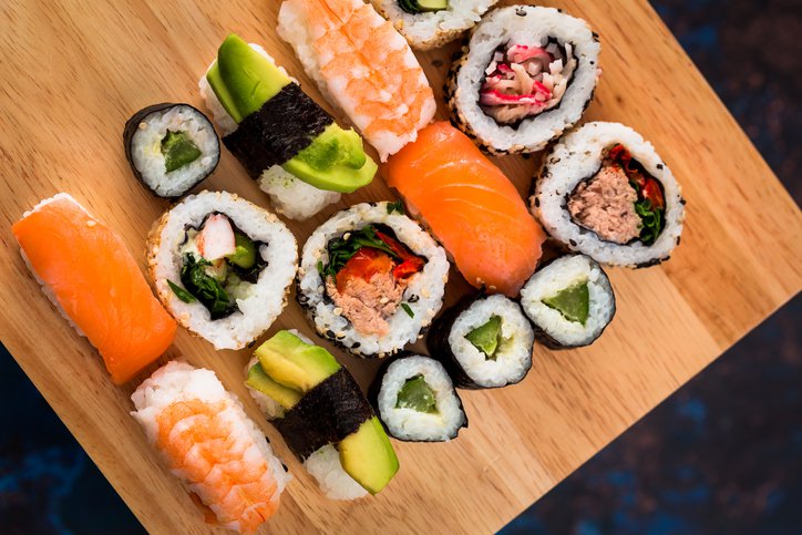 What everyday foods do people eat the wrong way?