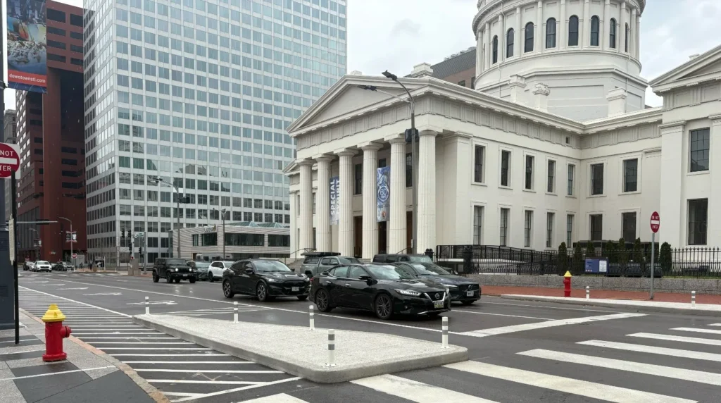 Bumpout removal in downtown St. Louis has advocates crying foul